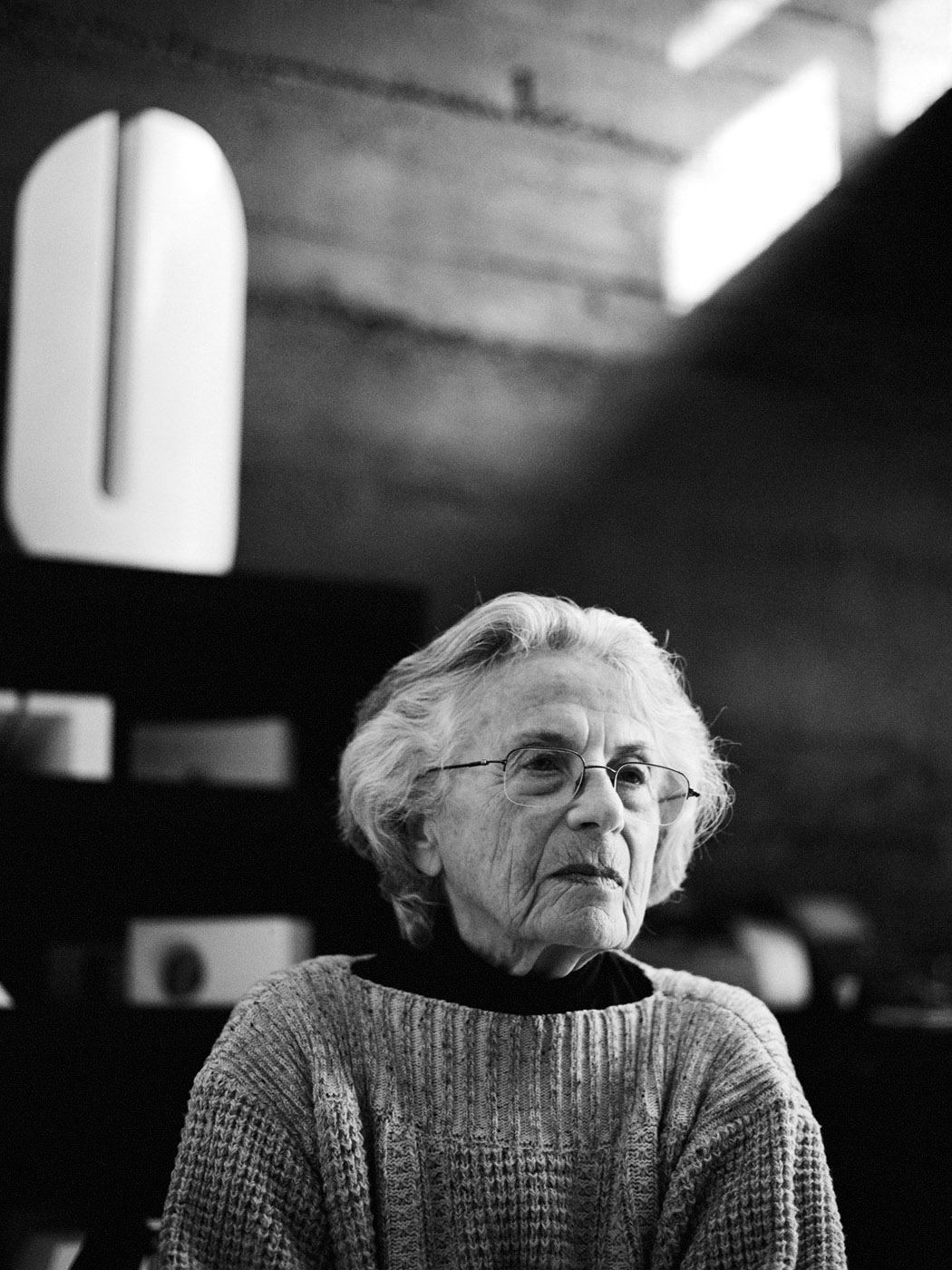 Marta Pan, sculpteur, Saint-Rémy-lès-Chevreuse, 2003