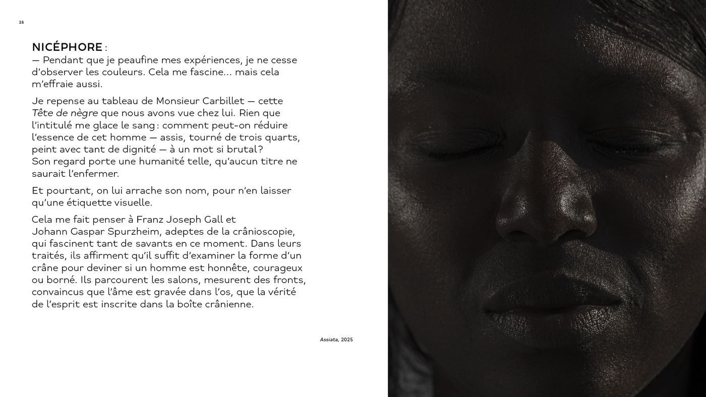 ://: Latentes, double page